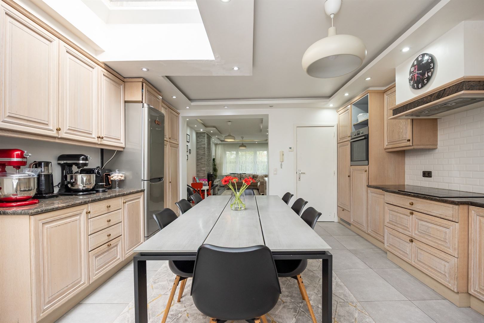 Compact comfort met zonnige tuin in Merksem

 - foto 5