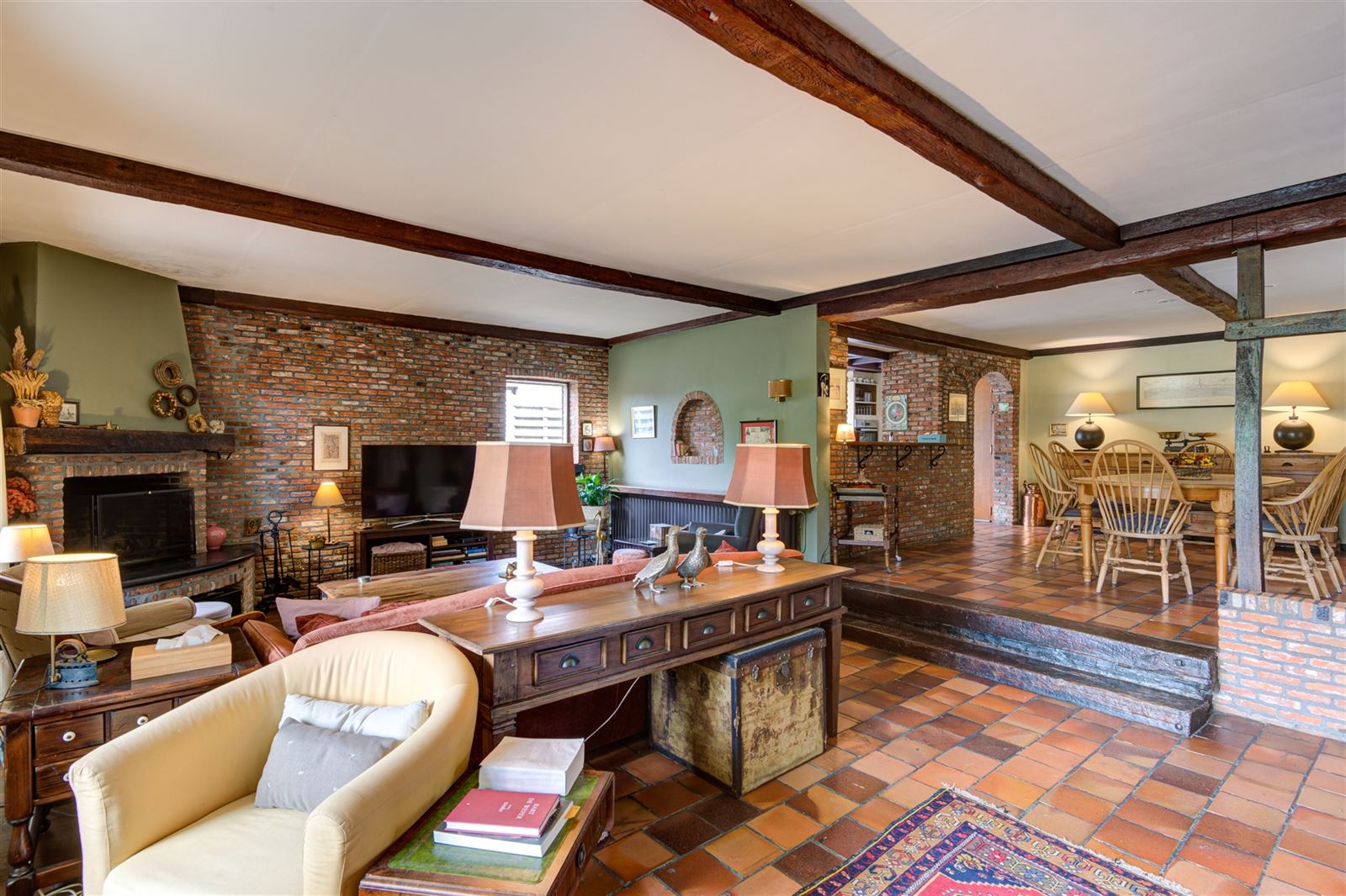 Ruime villa met tal van mogelijkheden - foto 5