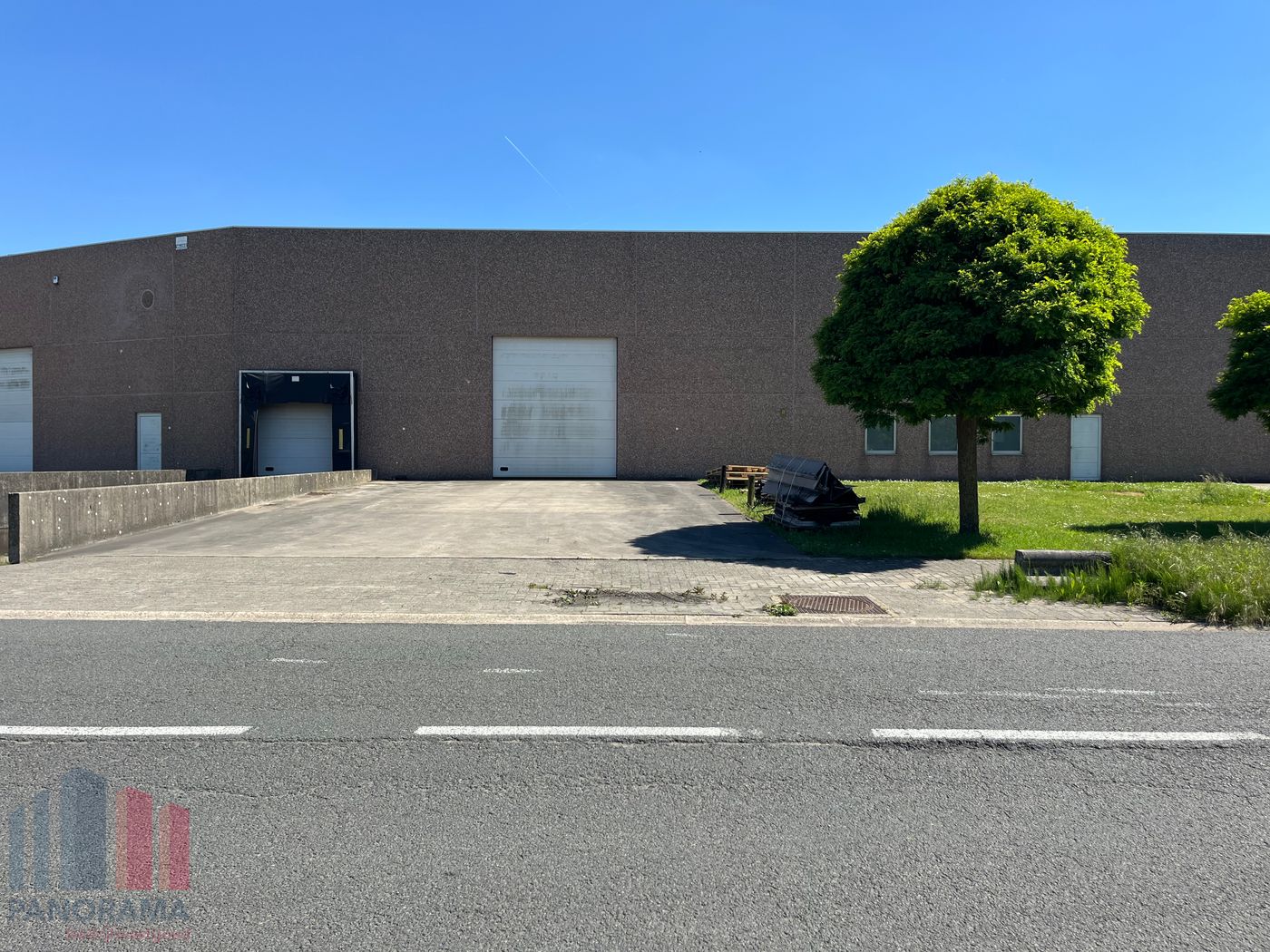 Magazijnruimte van 1.003 m² op absolute toplocatie vlakbij E17 - photo 1