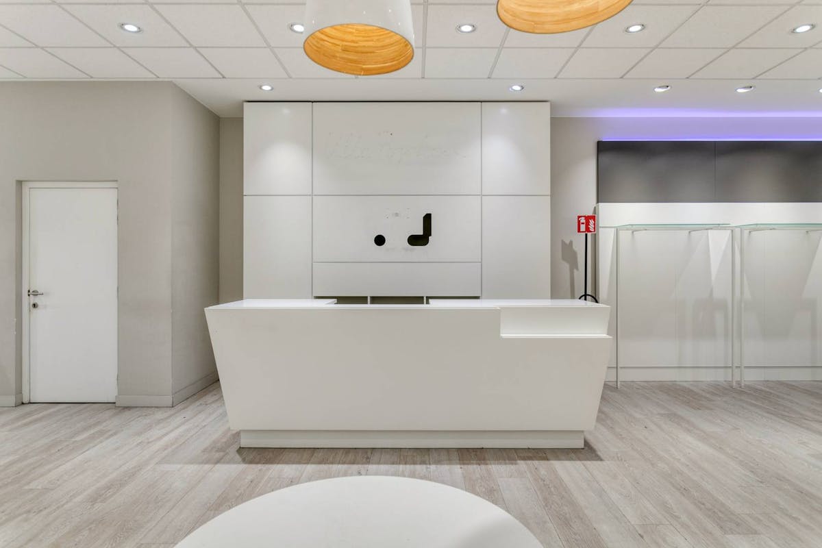 Handelspand van ca. 300 m² te huur in centrum Kortrijk - foto 4