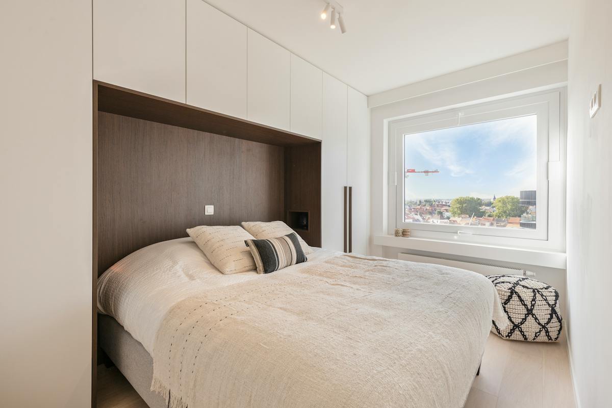 Knap appartement vlakbij het Heldenplein in Heist te koop - foto 5