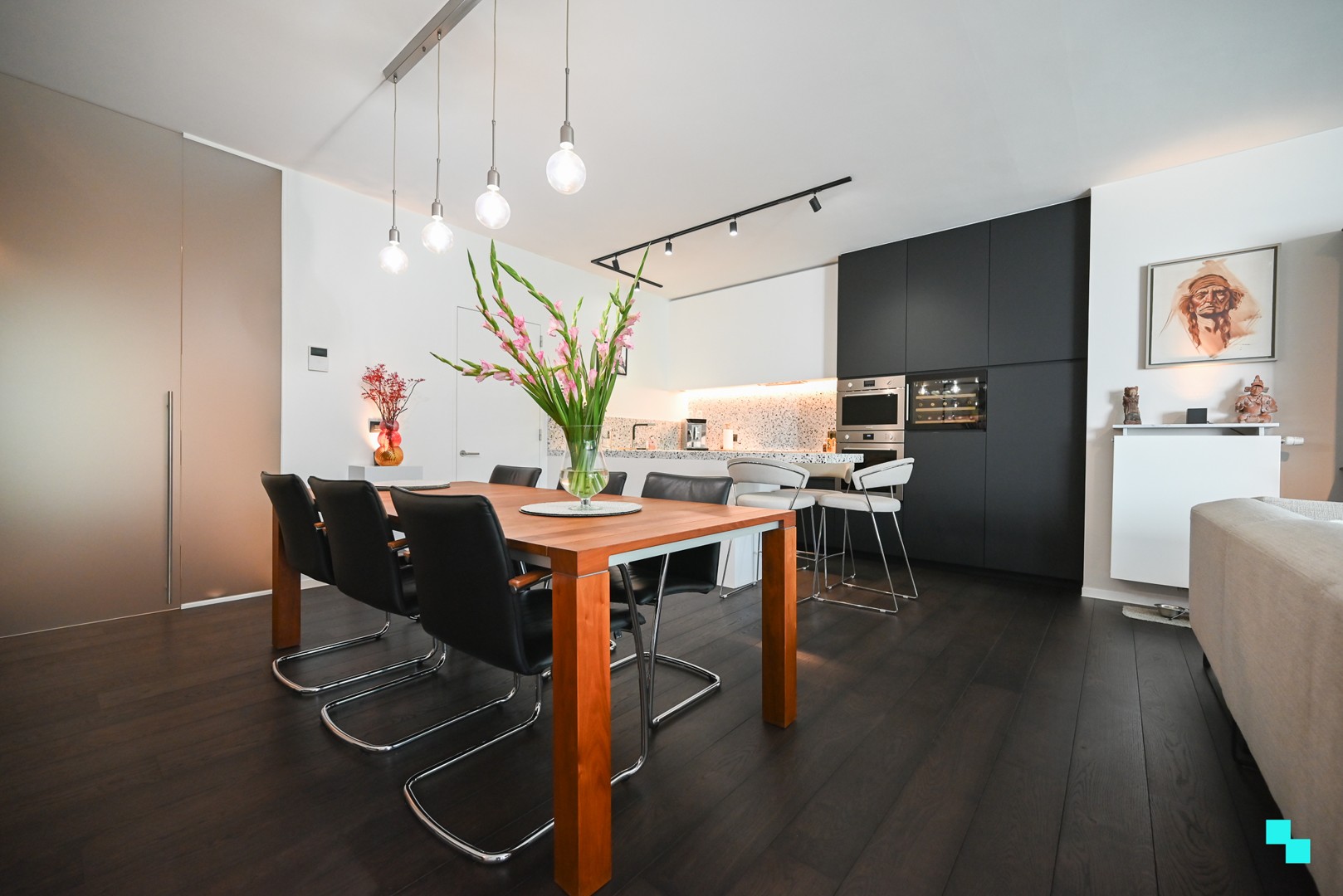 Uitzonderlijk hoogwaardig afgewerkt gelijkvloers appartement langs de Mandel - foto 5