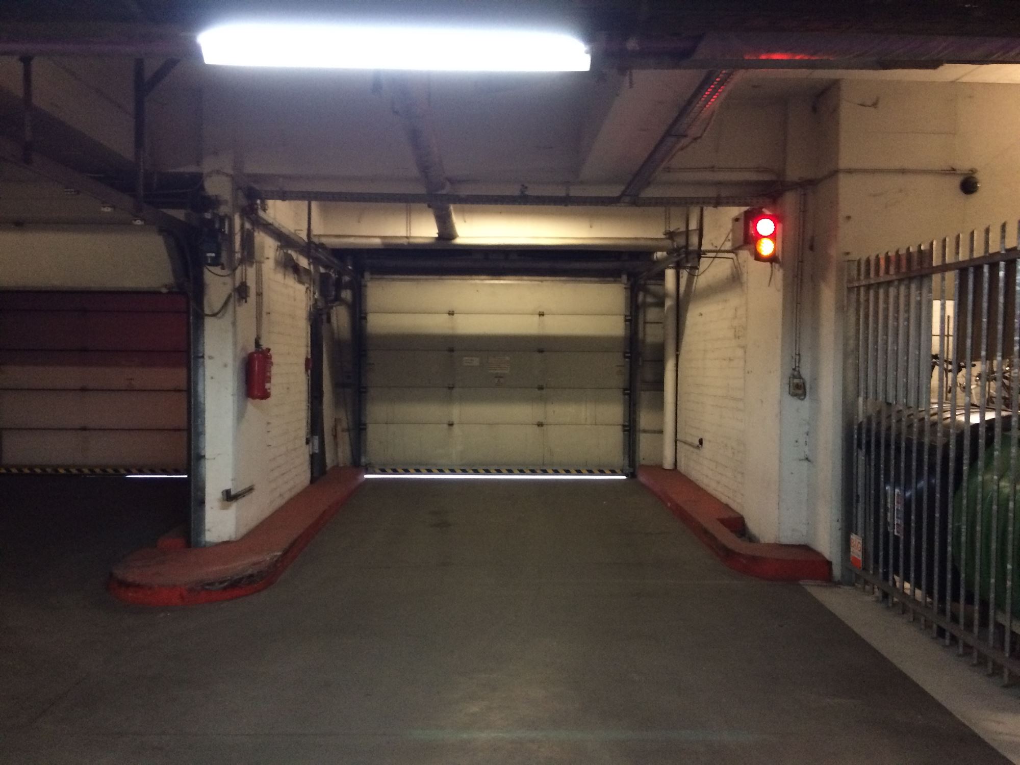 Garage for sale in Antwerp - photo 3