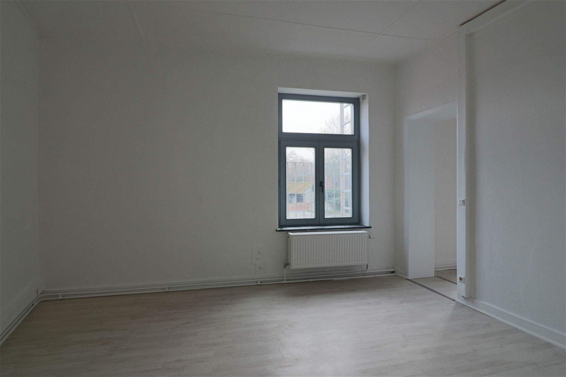 Appartement te huur in Waremme met 1 slaapkamer - foto 4