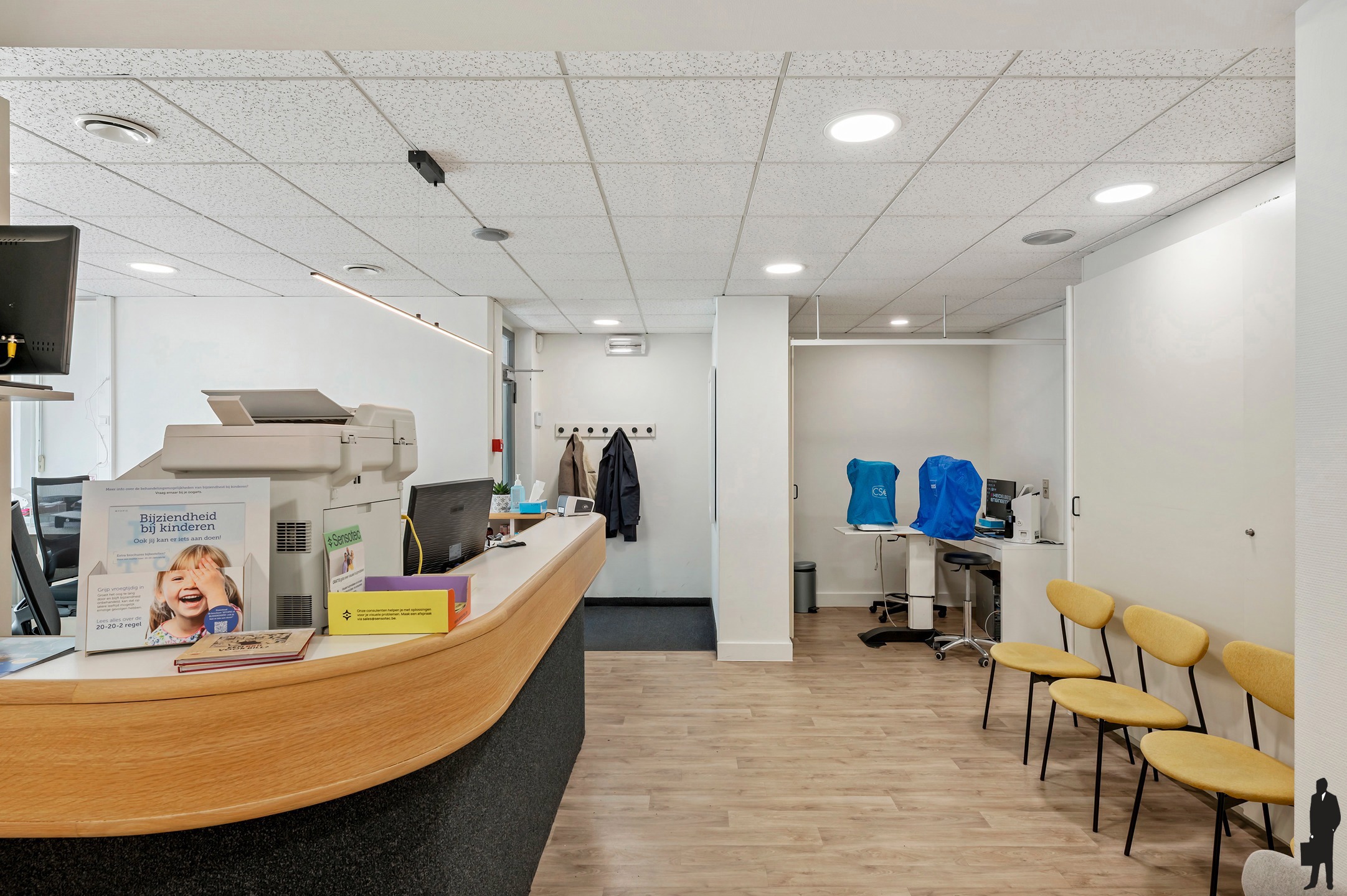 Goed onderhouden dokterspraktijk met 3 studio’s en 14 staanplaatsen - foto 5