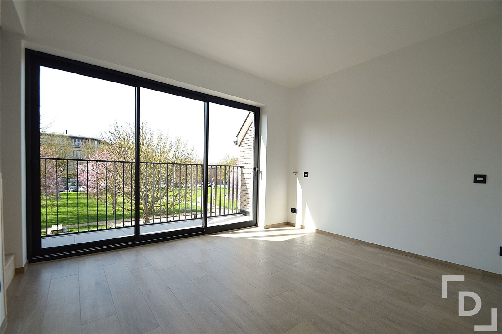 Modern en energiezuinige nieuwbouwwoning in centrum Ieper. - foto 4