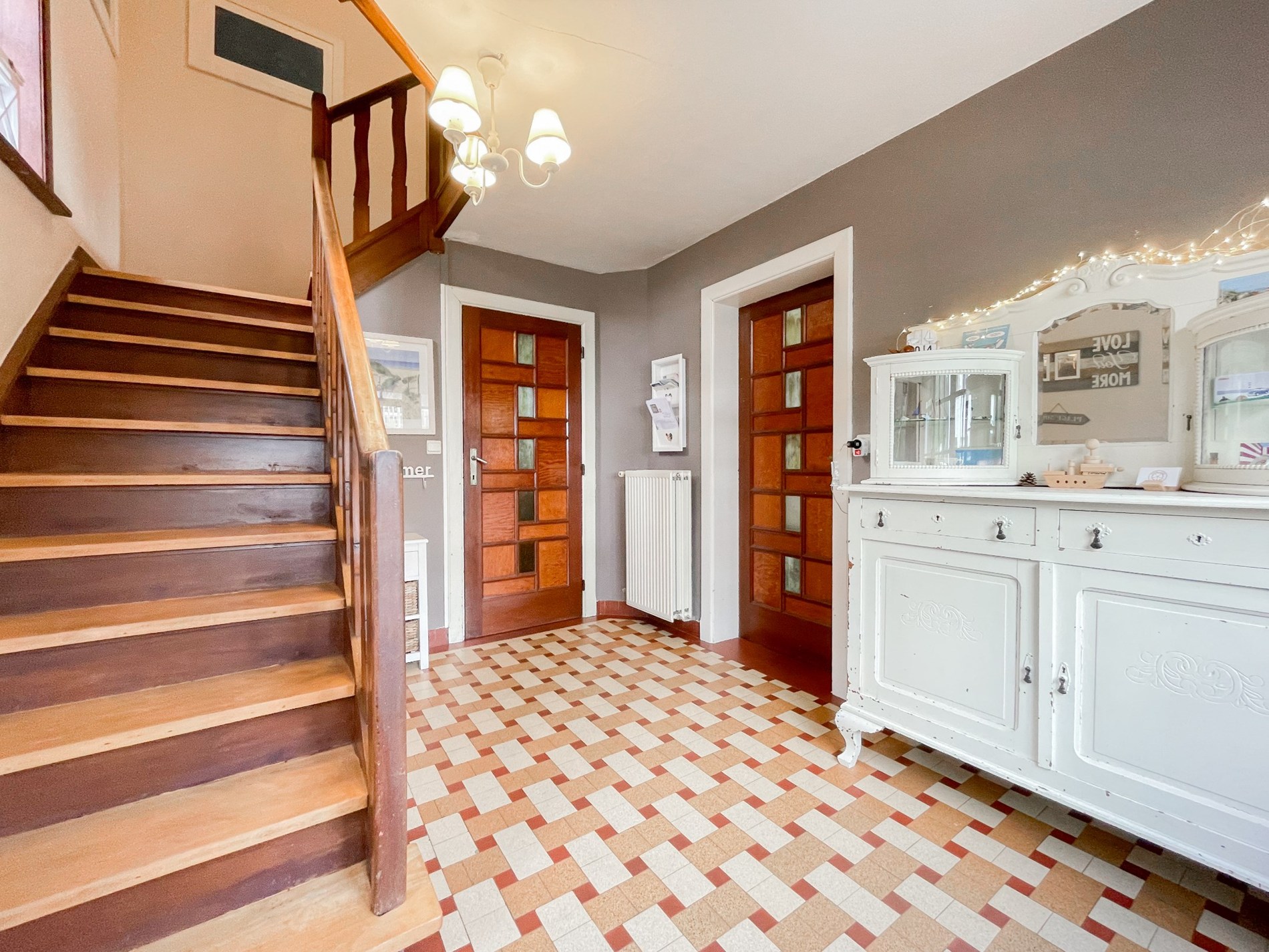 Uiterst charmante villa, rustig gelegen in één van de paadjes in het Zoute op wandelafstand van de zee. - foto 4