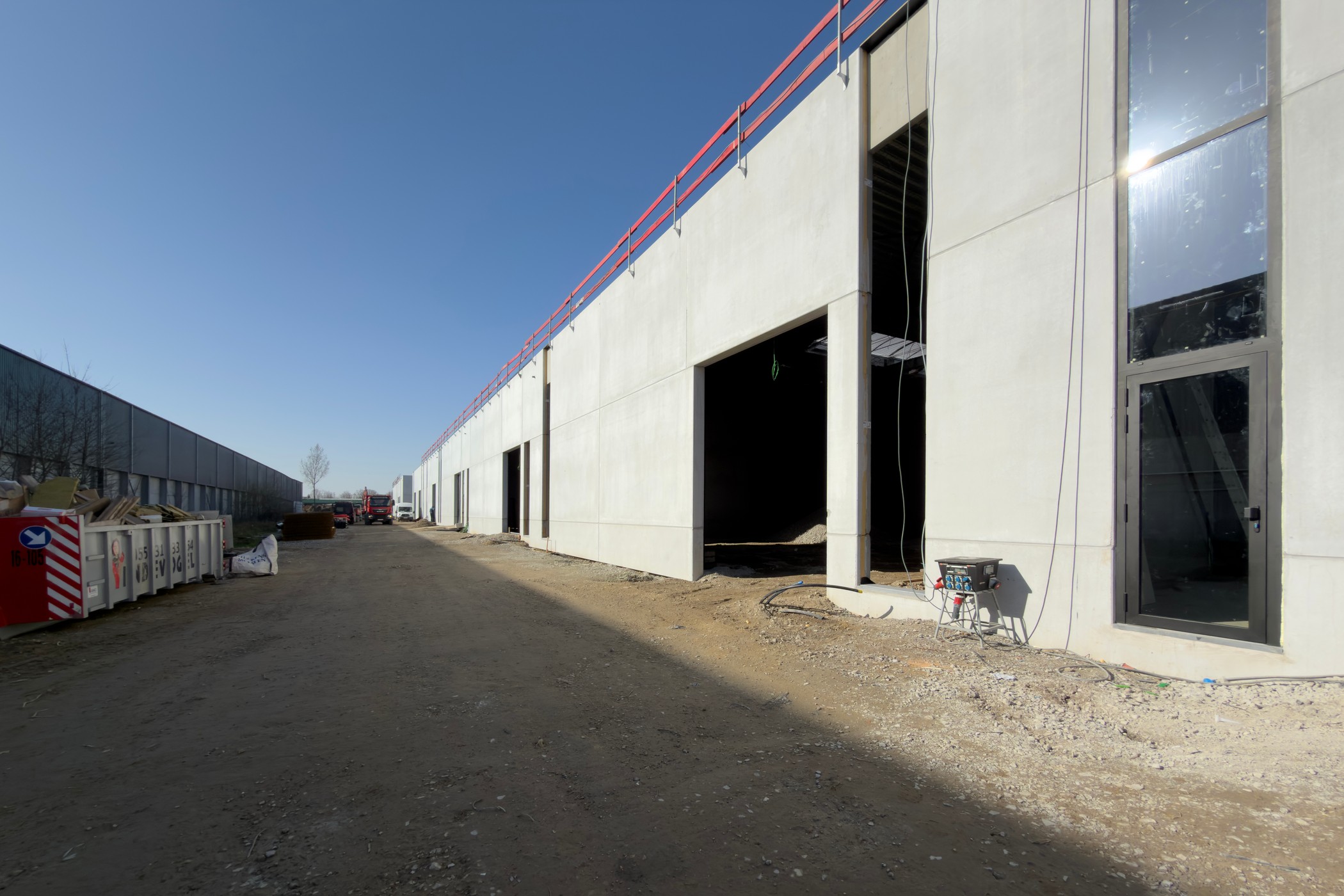 Nieuwbouw KMO-Unit (566m²) in Deinze - foto 2