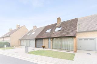 House for sale in Veurne