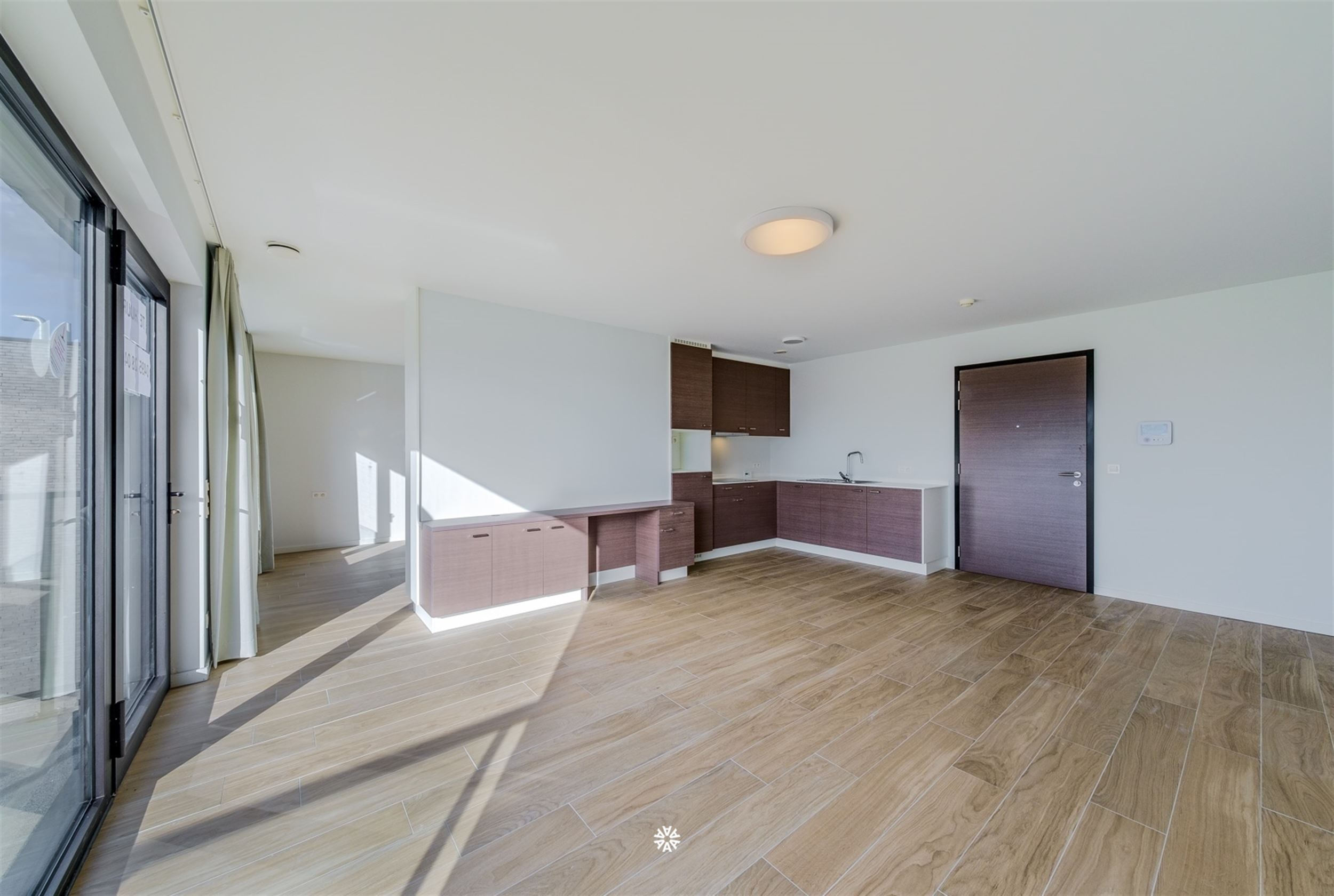 Lichtrijke en nieuwe assistentiewoning met één slaapkamer te koop te Rupelmonde - foto 3