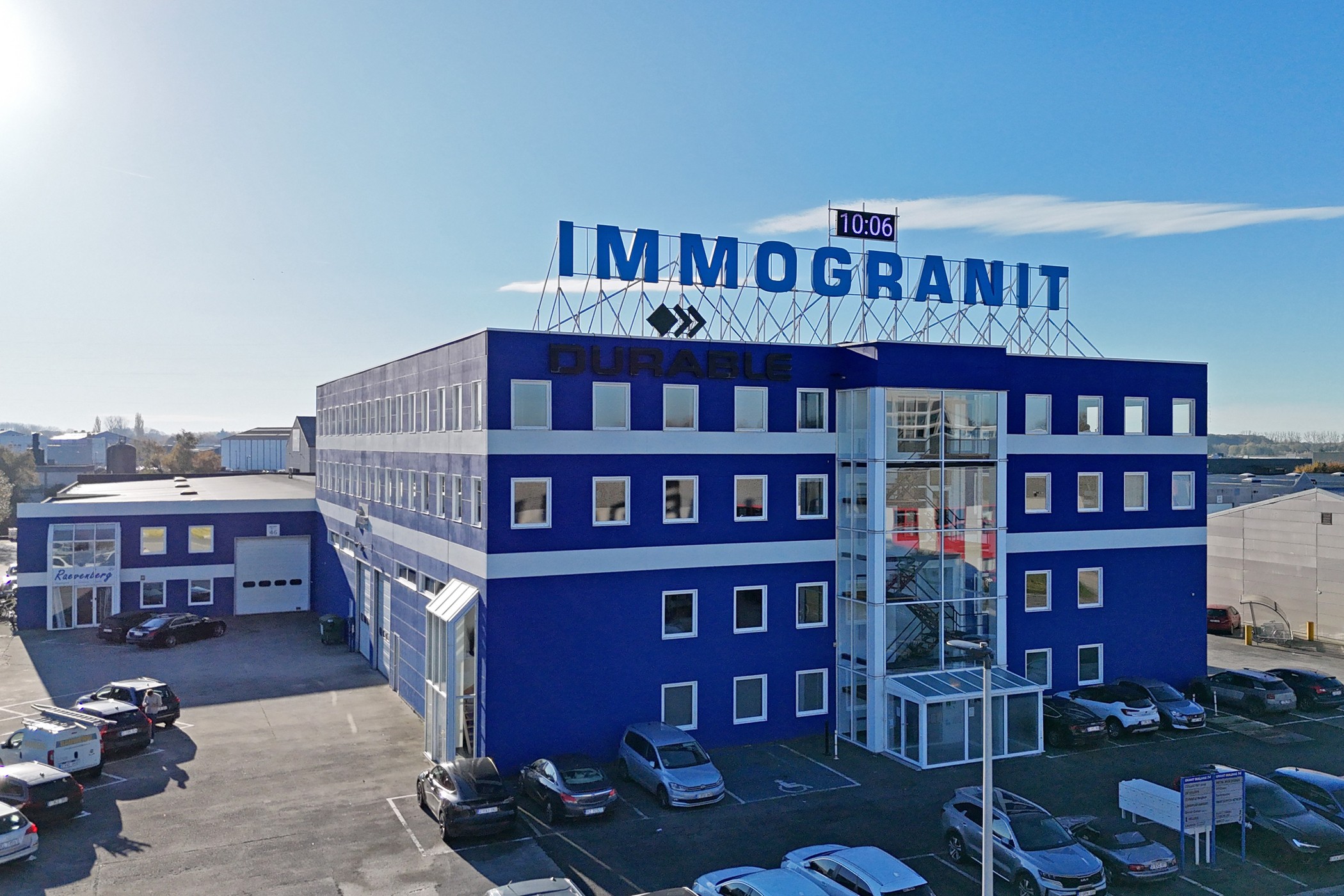 Kantoorruimte (397 m²) in industriepark te Drongen - foto 1