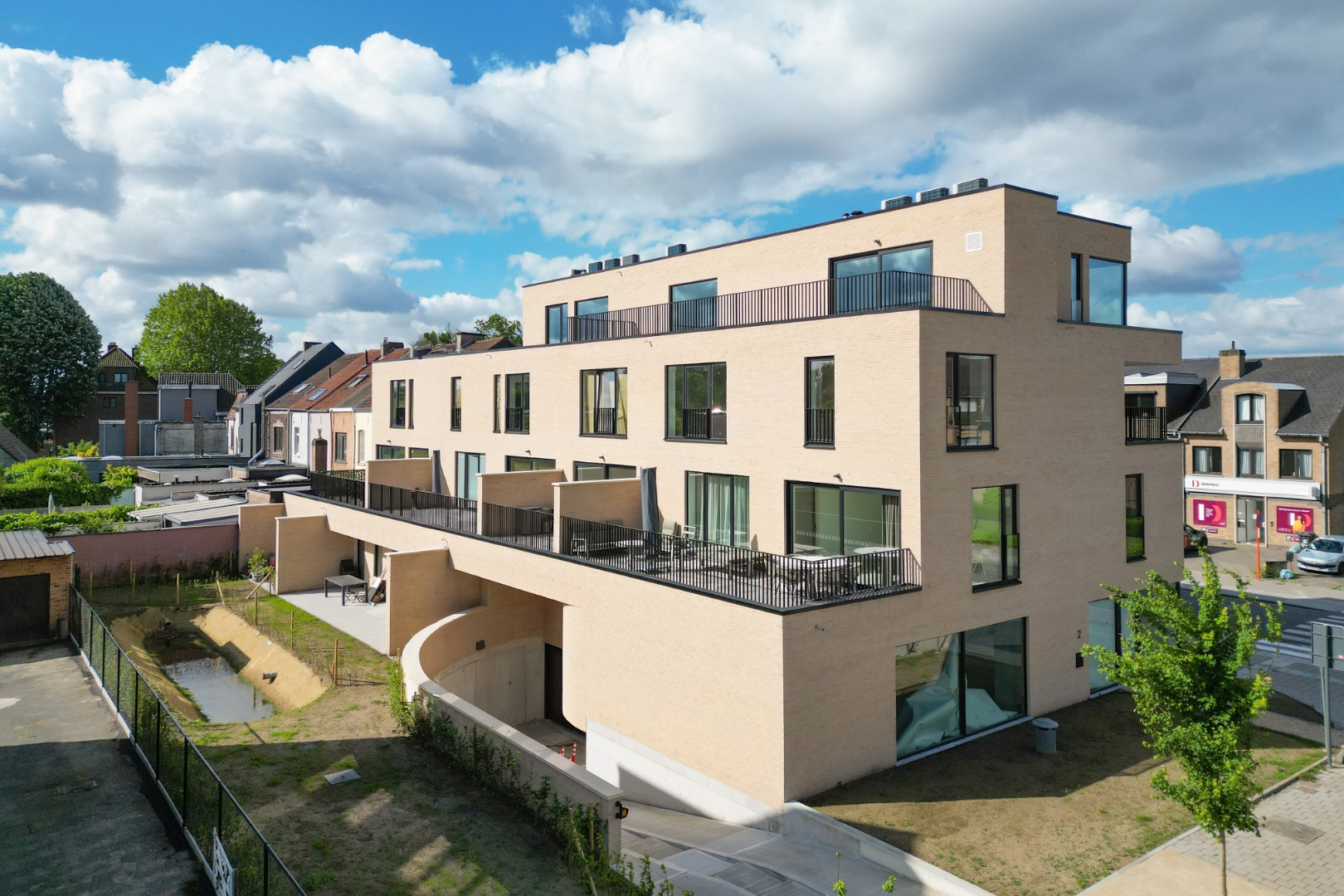 Lichtrijk nieuwbouwappartement met één slaapkamer - foto 4