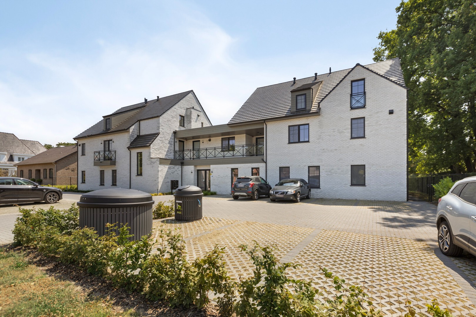 Apartment for sale in Zutendaal with 3 bedrooms - photo 1