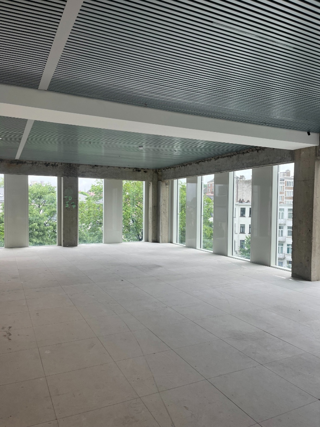 Commercial for rent in Saint-Josse-ten-Noode - photo 4