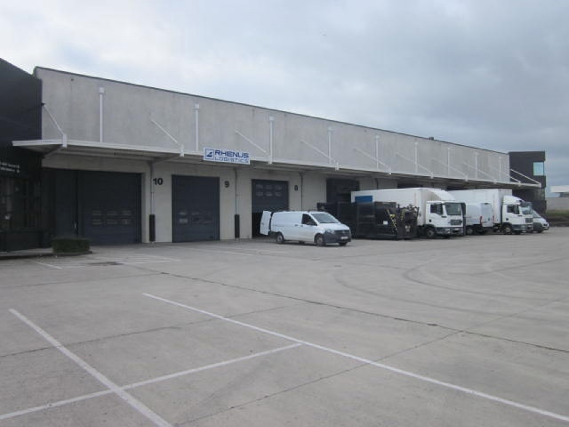 Magazijn 1080m² langs Blarenberglaan te Mechelen-Noord  - foto 4