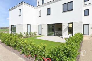 Un habitat luxueux et économe en énergie avec vue sur la verdure, à deux pas de Gand Cette résidence est idéalement située à proximité de plusieurs...