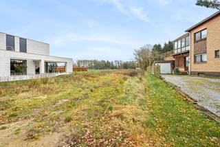 In Zutendaal, de groenste gemeente van Vlaanderen, bevindt zich dit prachtige perceel bouwgrond van 11a80, geschikt voor open bebouwing. Het...