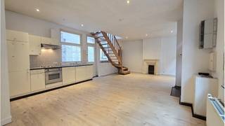 Comfortabele 2-slaapkamerwoning op een interessante ligging in een rustige straat in het centrum van Brugge. Vlakbij het Astridpark en...