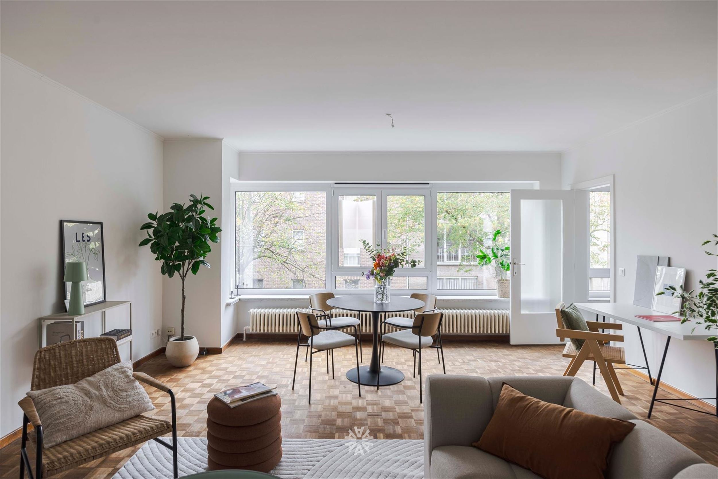 Stijlvol appartment met twee slaapkamers en authentieke elementen - foto 4