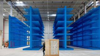 Nieuwbouw logistiek magazijn van 23.860 m² in combinatie met 1.430 m² mezzanine en 652 m² kantoren te huur en dit alles in een groene...