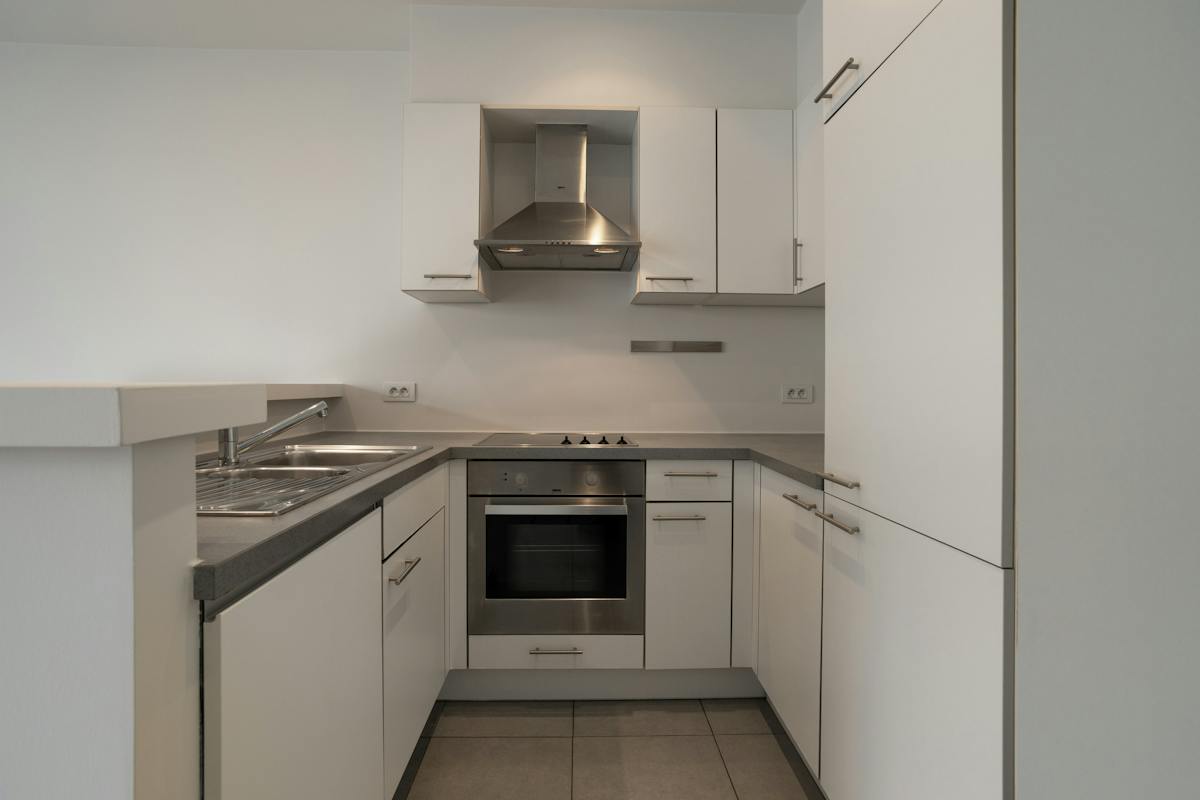 Gerenoveerd 1-slaapkamer appartement te koop in centrum Kortrijk - foto 5