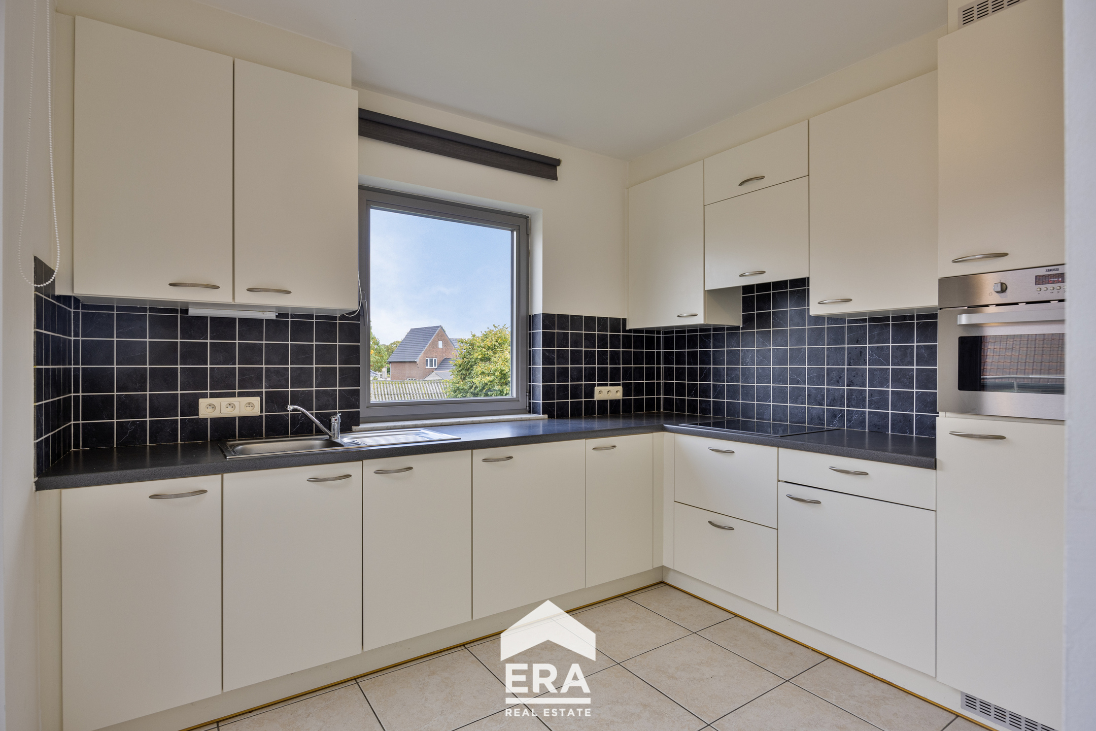 Commercial for sale in Oudsbergen with 2 bedrooms - photo 4