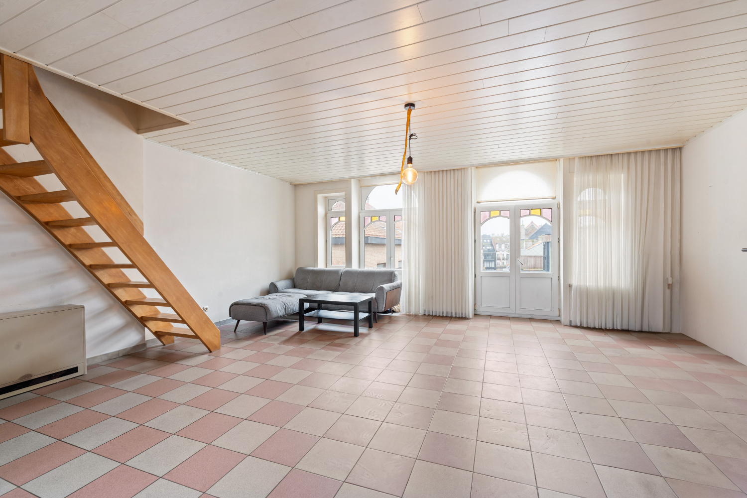 Opbrengsteigendom met drie appartementen en handelspand in het hart van Blankenberge - photo 4