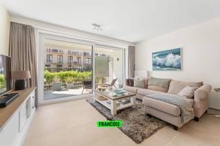 In de Driftweg 177, gelegen in de gegeerde en groene omgeving van Vosseslag, stellen wij u een uitzonderlijk appartement voor op de...