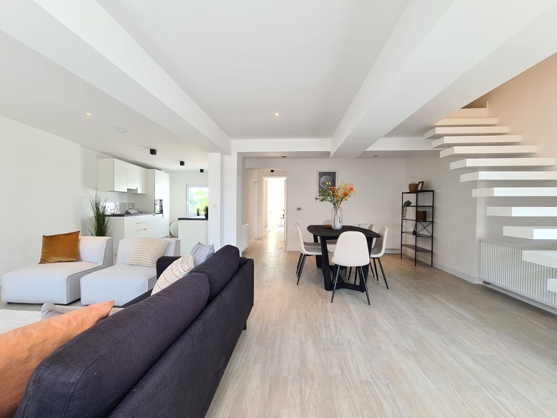 Topgelegen appartement met 3 slaapkamers en 2 badkamers - foto 4