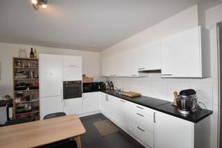 Ruim duplexappartement gelegen op de 2de en 3de verdieping (lift aanwezig) van een modern complex.Gelegen in het centrum van Kasterlee, met...