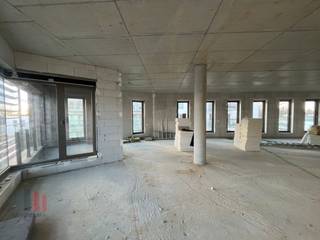 Newly built office space of 109 m² for sale in a prime commercial location in Hamme. This modern office space is located in the heart of Hamme, only...