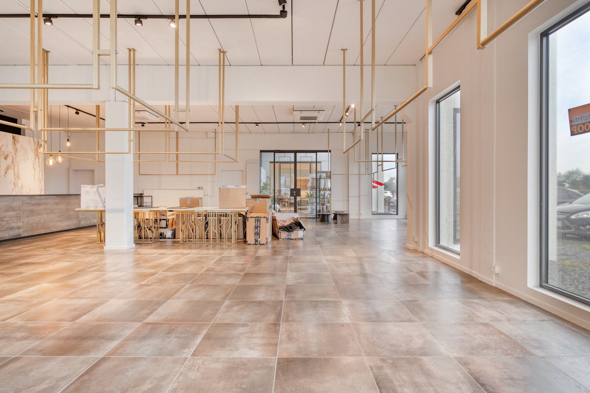 Stijlvol handelspand met tal van mogelijkheden (482m²) te koop - foto 3