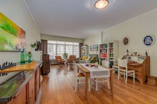 Deze perfect instapklare woning met garage te koop is gelegen in de Vliegenstraat, op slechts enkele minuten wandelen van Antwerpen centrum...