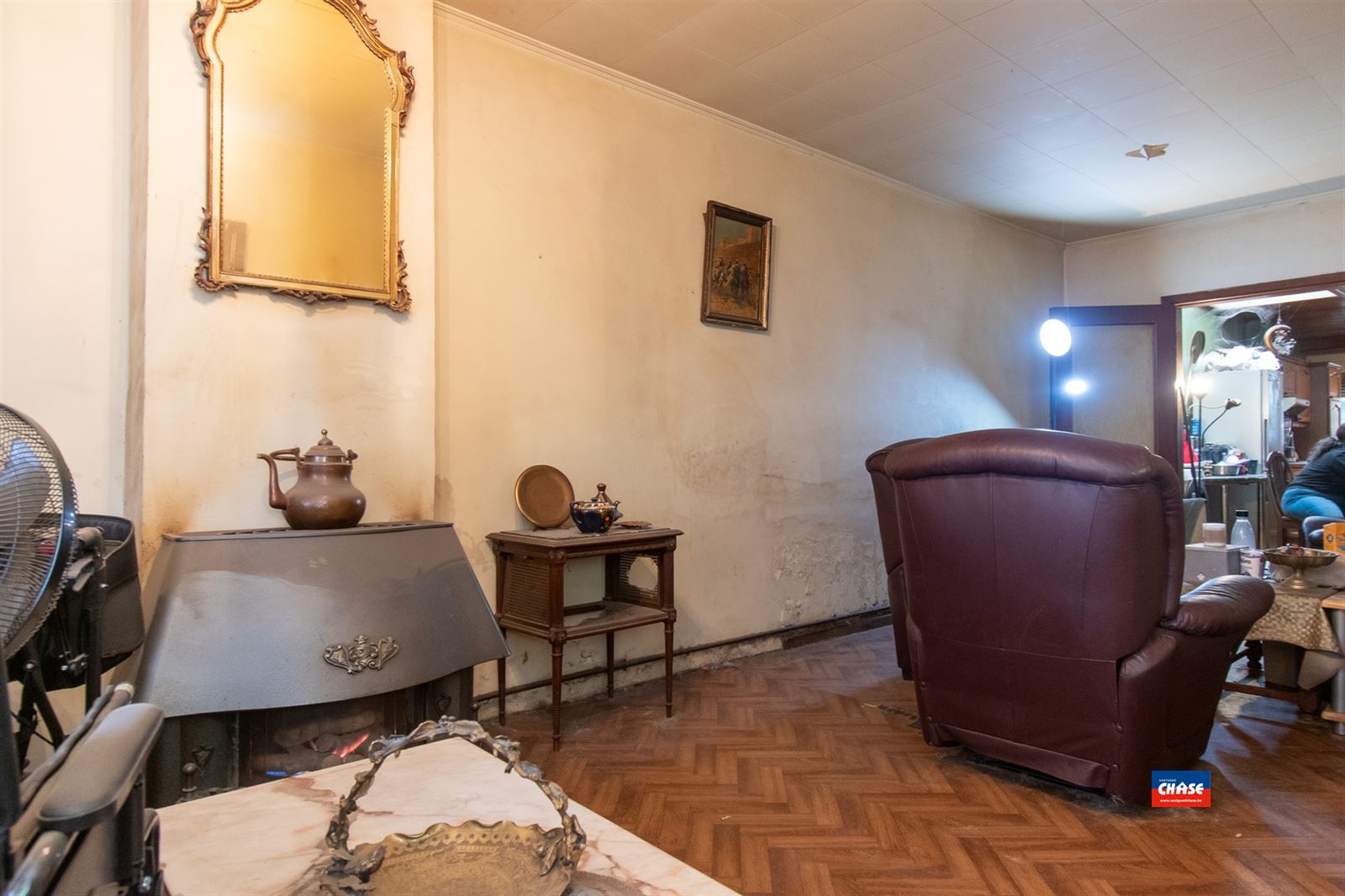 Te renoveren woning met 2 slpks en tuin - foto 3