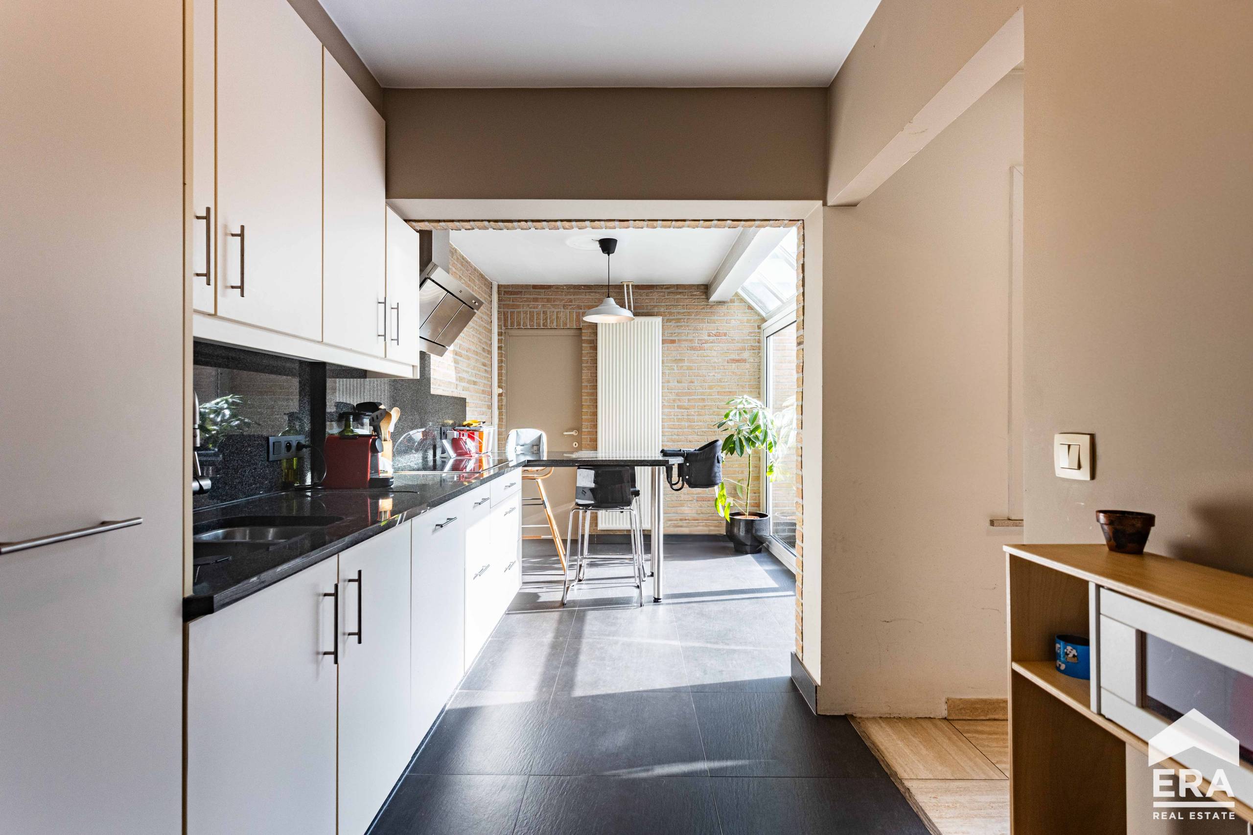 Instapklare woning met 4 slaapkamers, 2 badkamers &amp; terras - foto 5