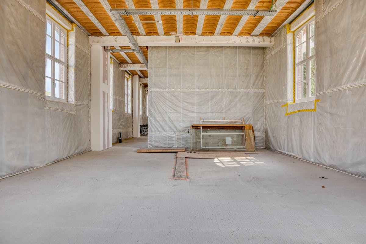 Handelsgelijkvloers/ kantoor in Peterseliestraat in Brugge - foto 4