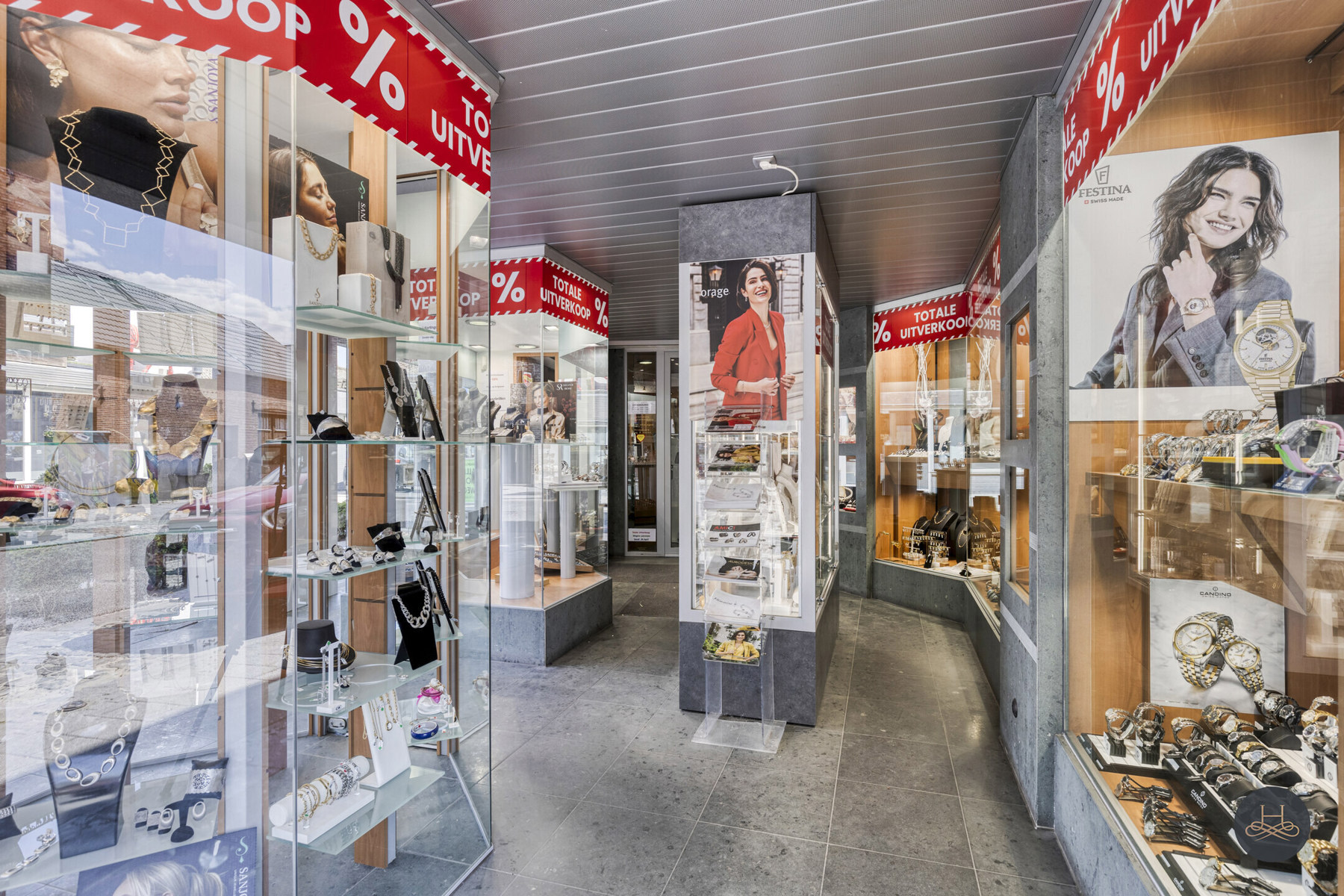 Handelspand met groot appartement in het centrum - foto 5