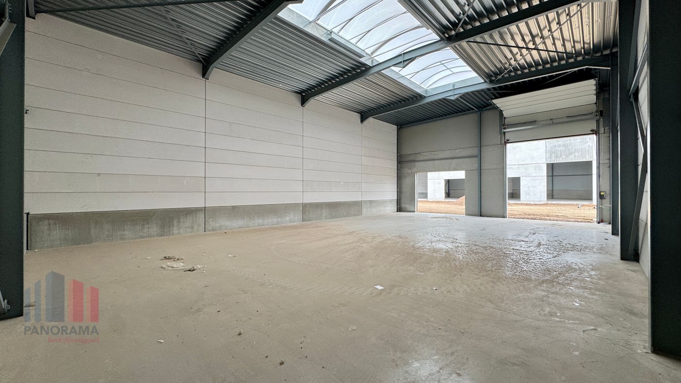 726 m² nieuwbouw KMO-unit langs Brusselbaan te huur - foto 4