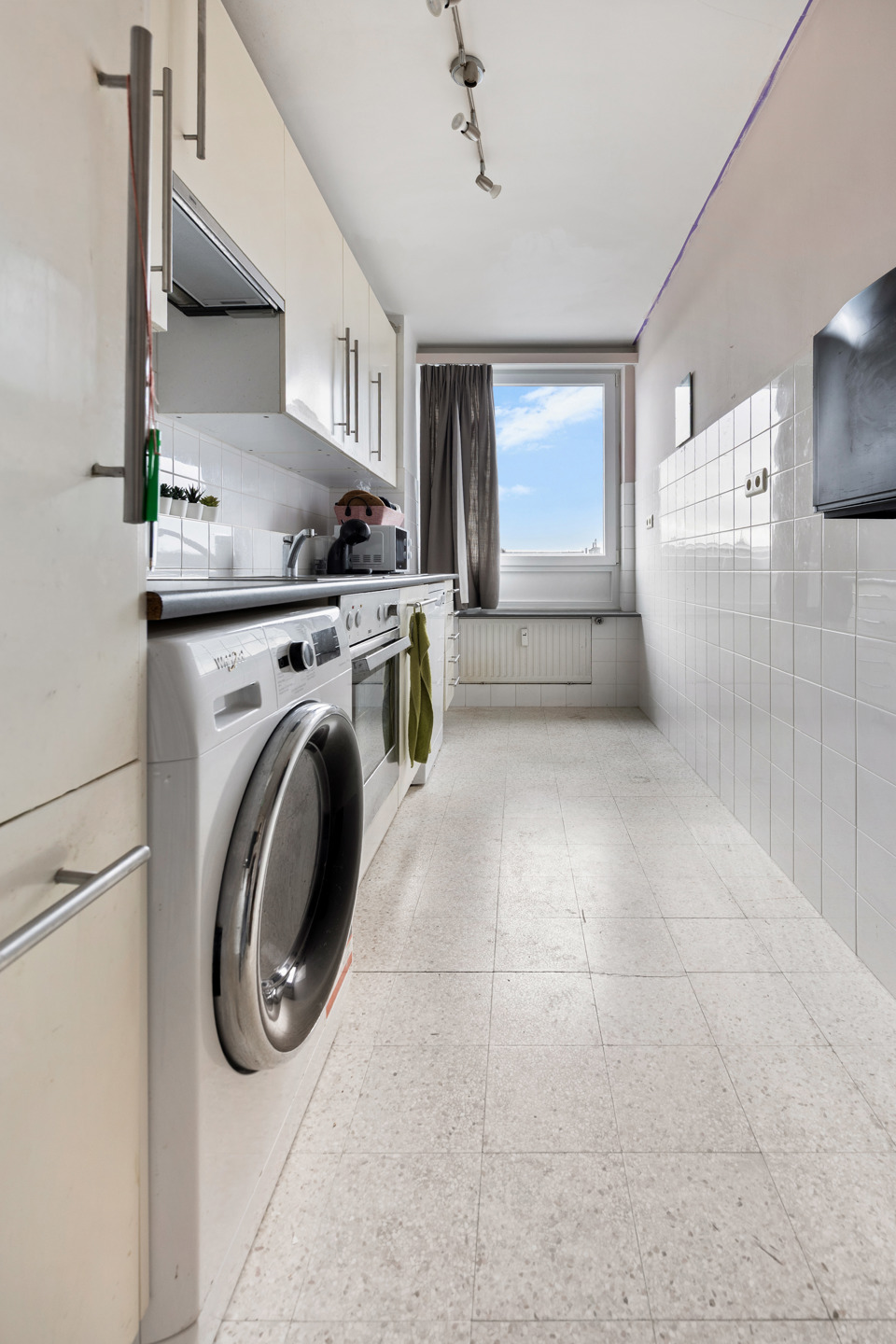 goed gelegen appartement met 2 slaapkamers, terras en garage - foto 5