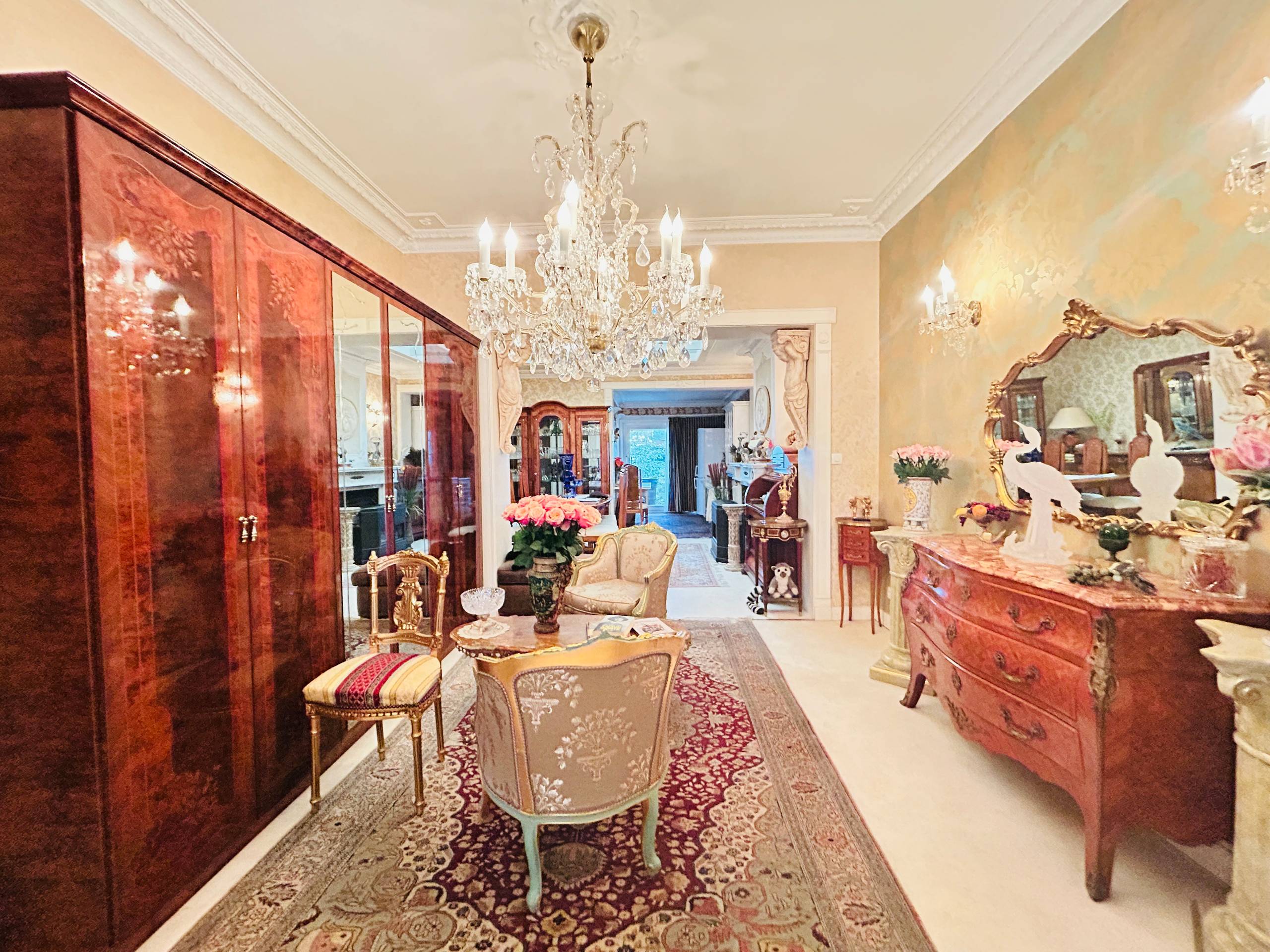 Stijlvolle woning met 4 slaapkamers. - foto 5