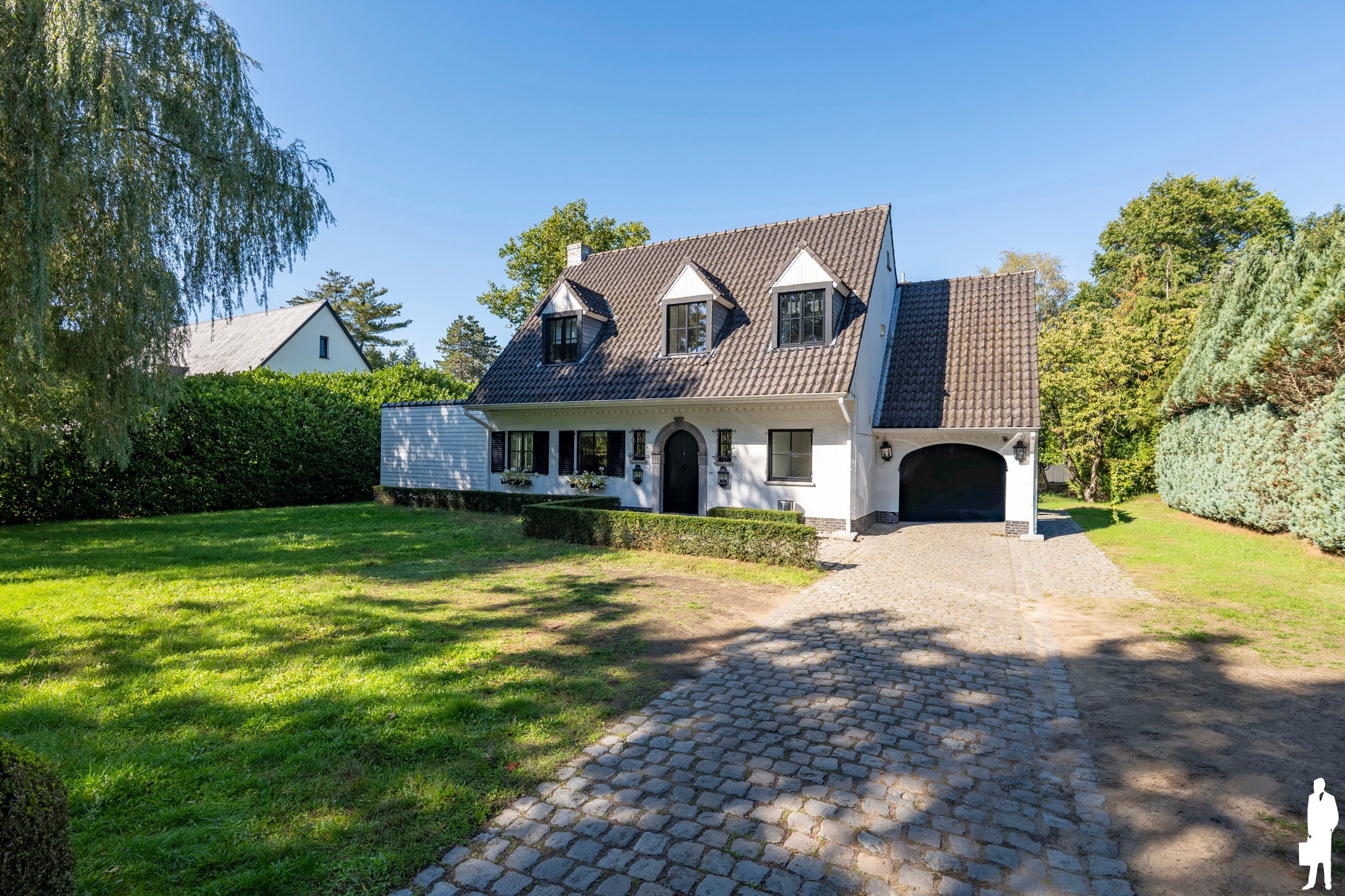 Karaktervolle villa met 3 slaapkamers en ruime tuin - foto 1