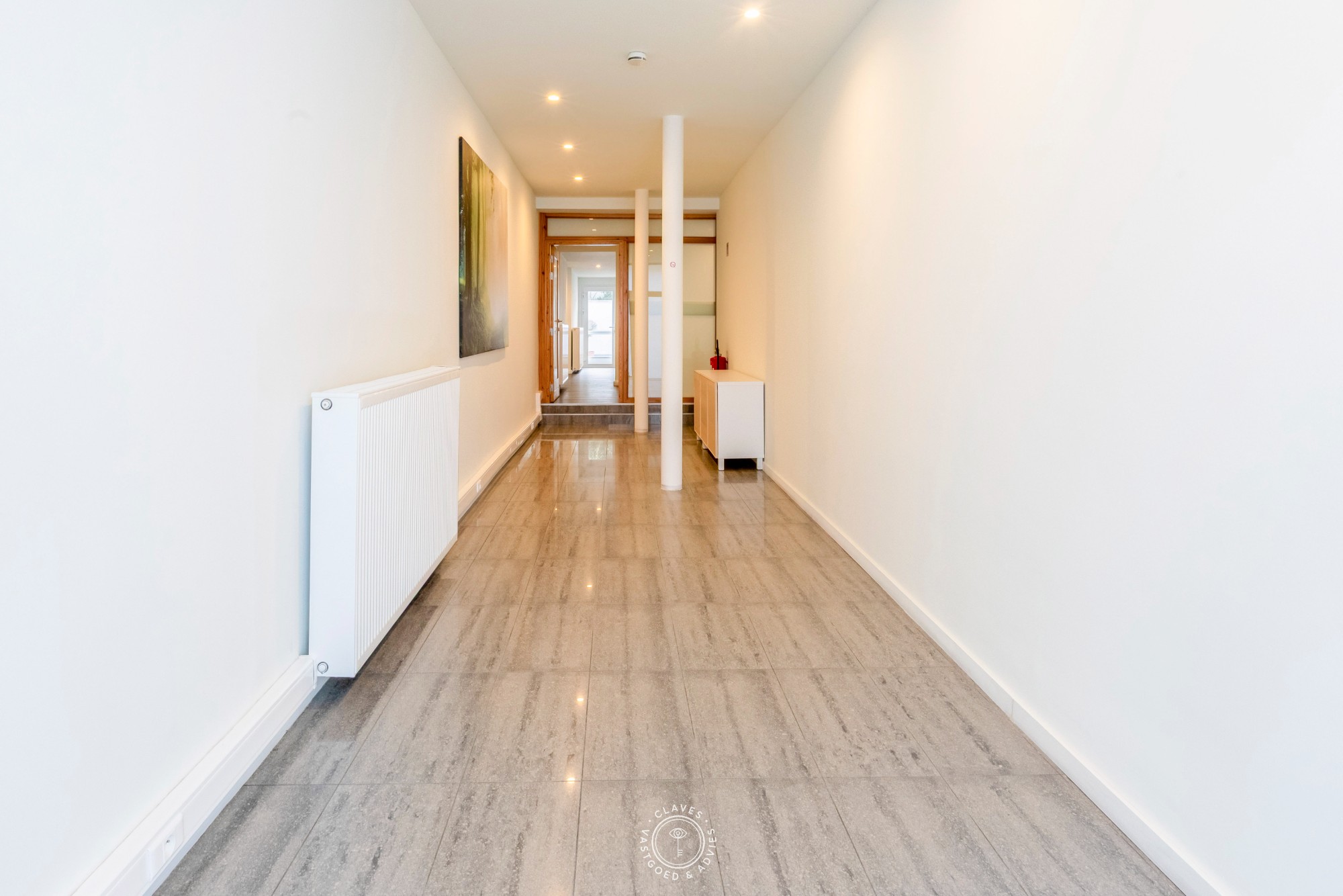 Totaal gerenoveerd handelspand met wachtruimte en buitenruimte – instapklaar kantoor of praktijk in de Stationsstraat - foto 3