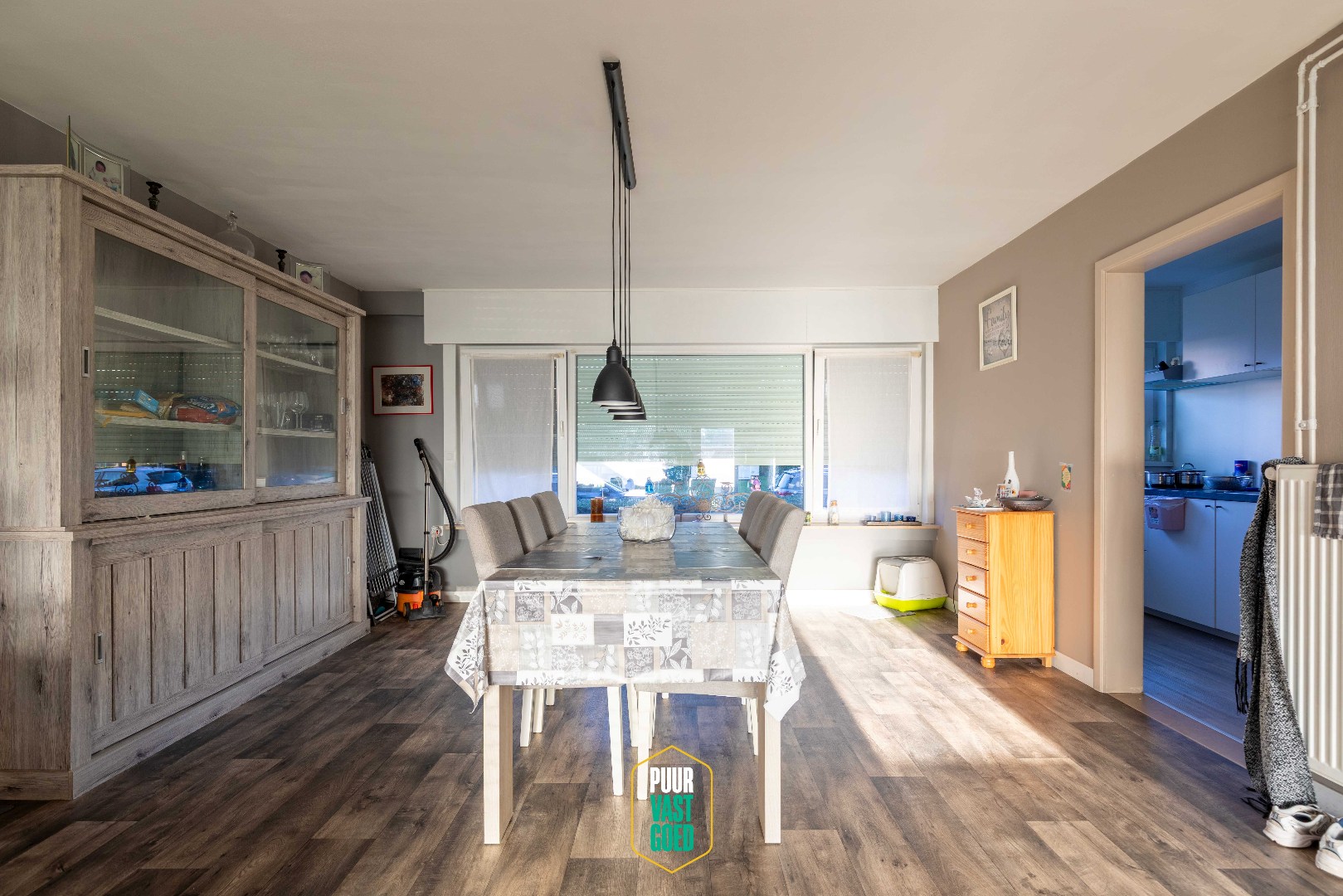 Ruim en verzorgd gelijkvloers appartement met terras en garage - foto 2