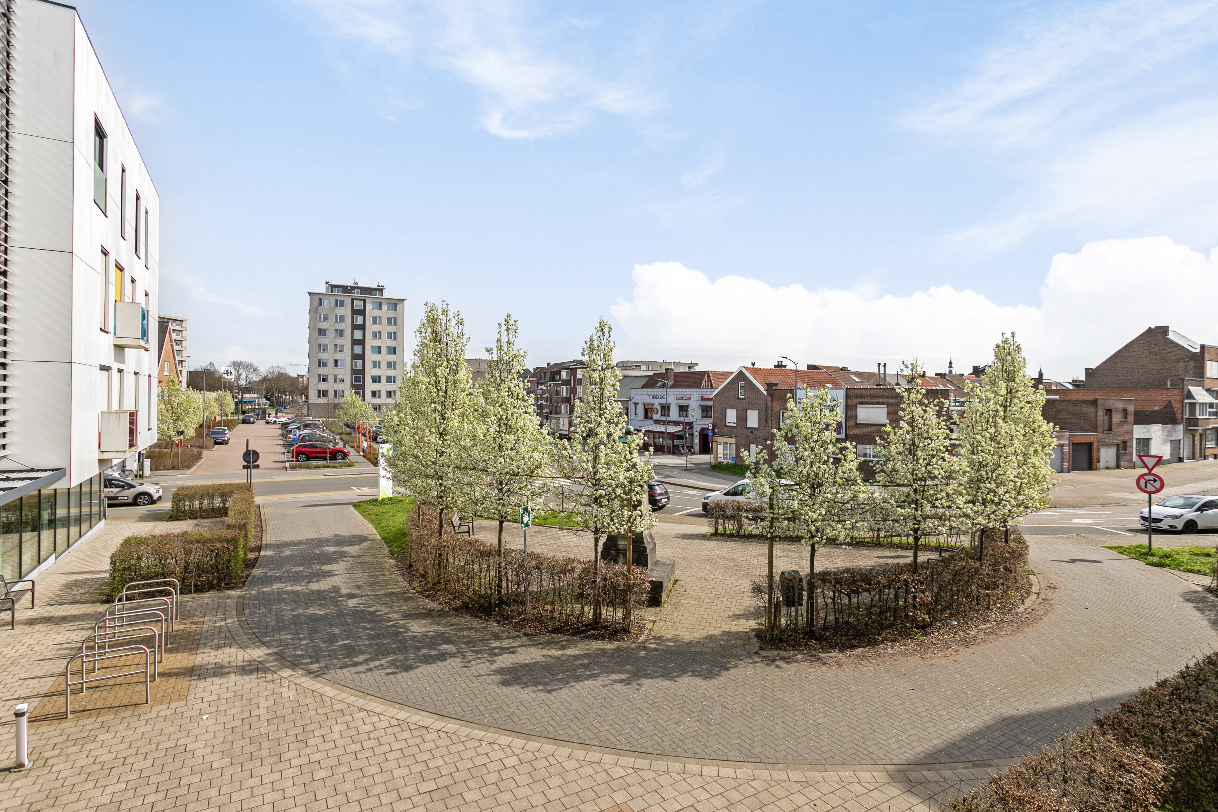 STIJLVOLLE RECENTE ASSISTENTIEWONING MET EXTRA SERVICES - foto 4