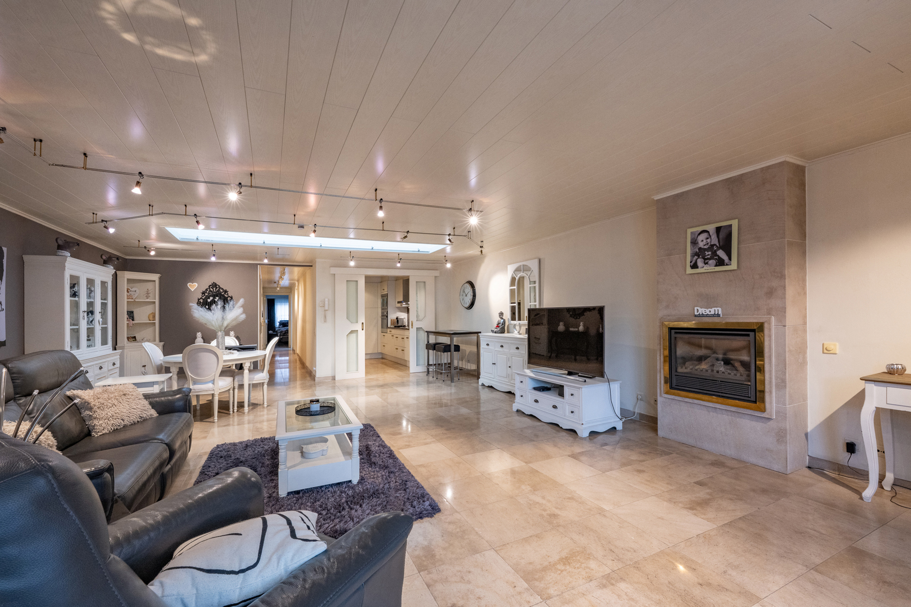 RUIM INSTAPKLAAR GLV APPARTEMENT MET TUIN EN TERRAS (201m²) - foto 5