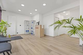 Commercial for sale in Halle