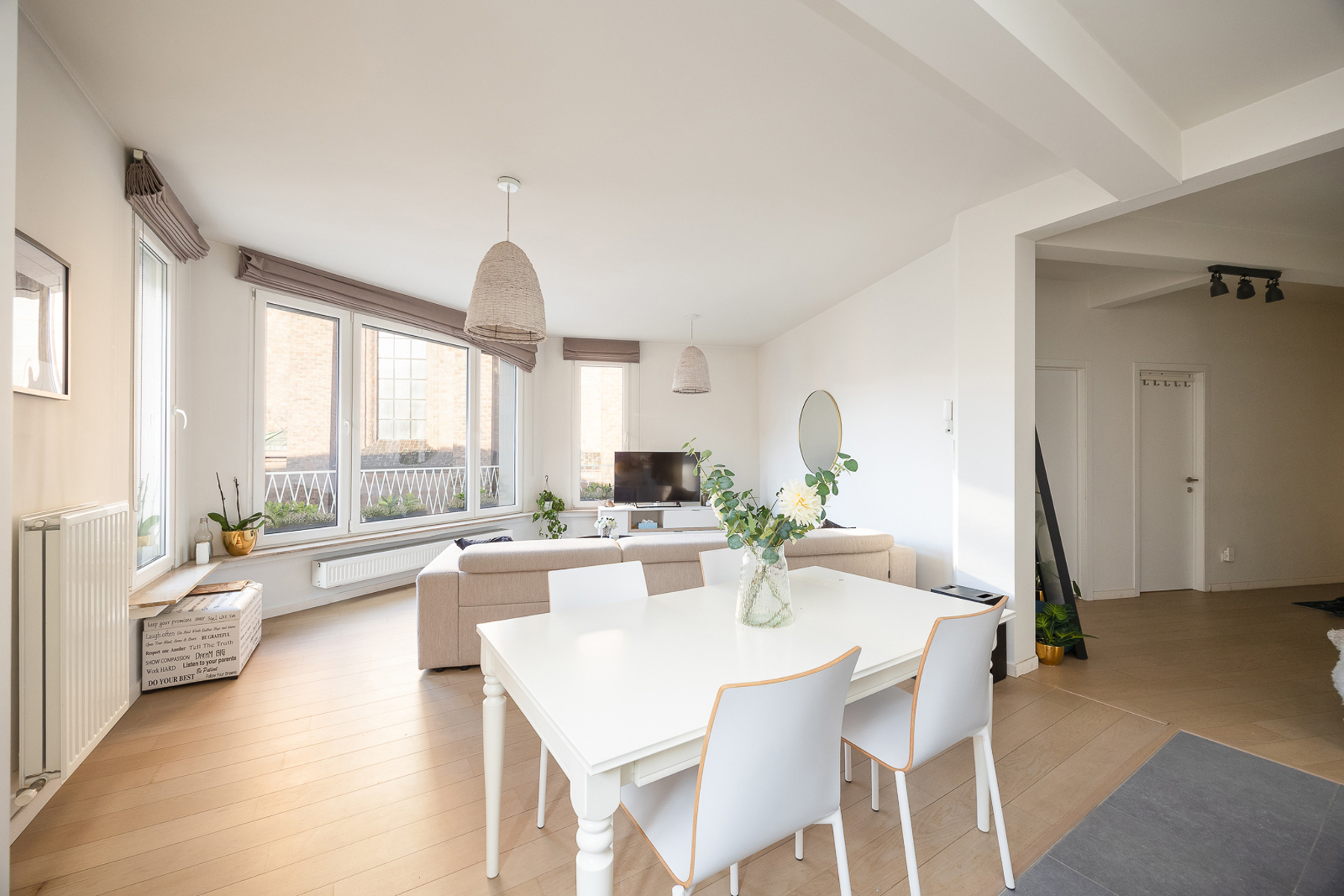 Lichtrijk en instapklaar hoekappartement op toplocatie - foto 5