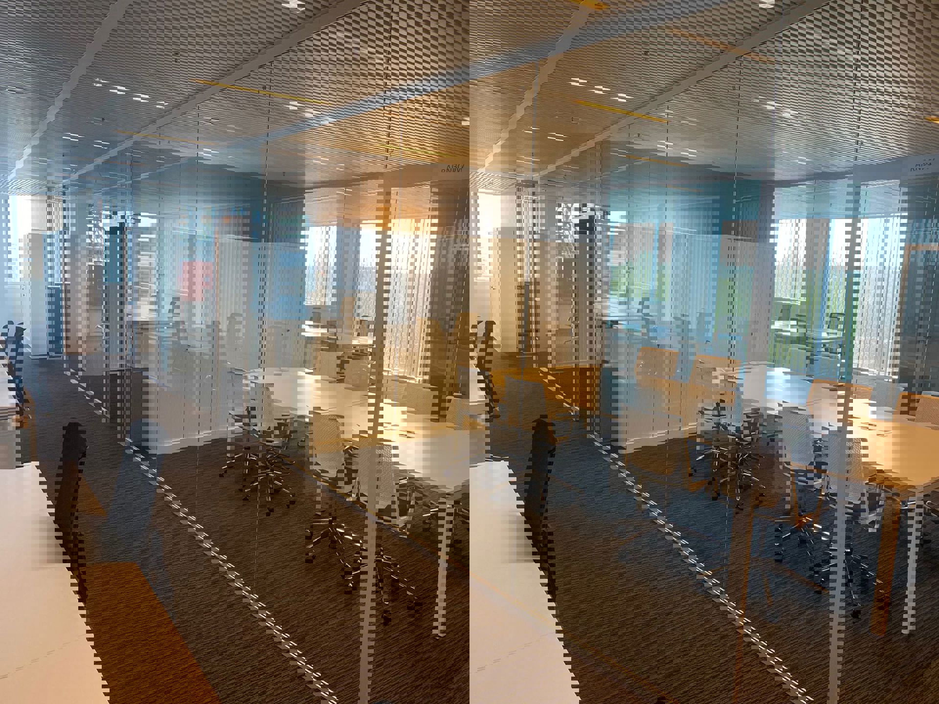 Ruim en Licht Kantoor met Uitzicht op de E313 - foto 4