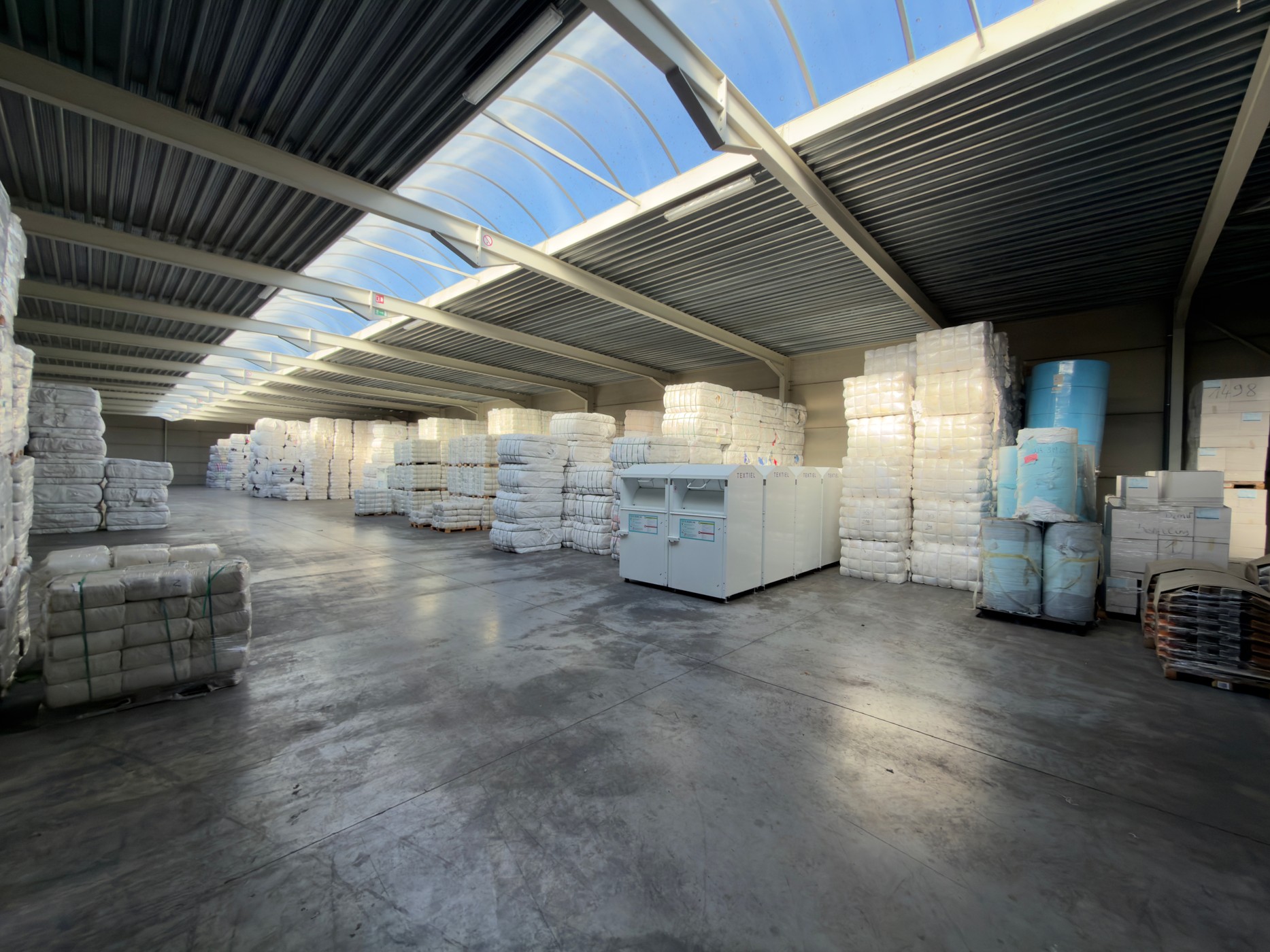 Bedrijfsgebouwen 3.150m² op een perceel van 6.021m² in de IZ te Deinze - foto 5