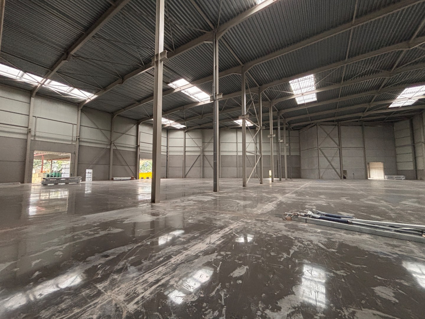 Commercial à louer à Harelbeke - photo 3